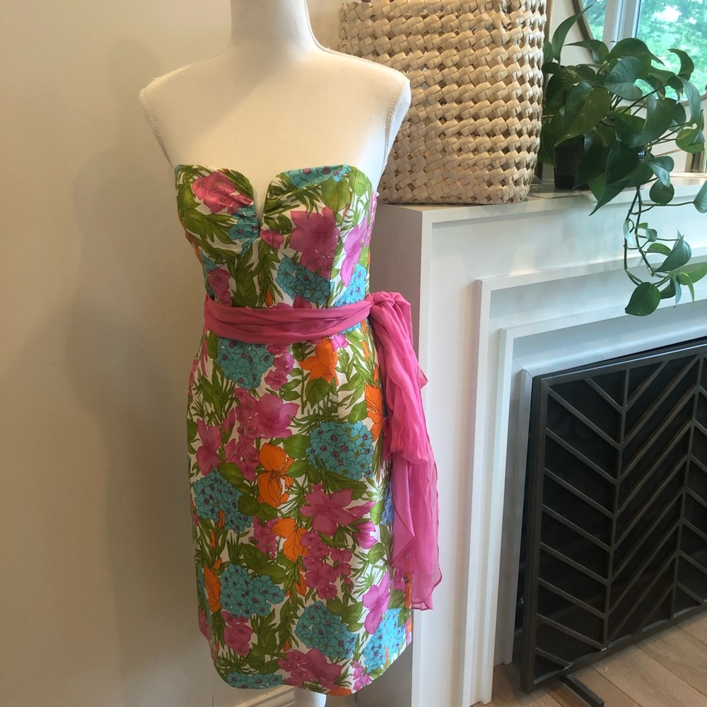 An Original Milly of New York Strapless Floral Dress with Pink Sash - Size 4